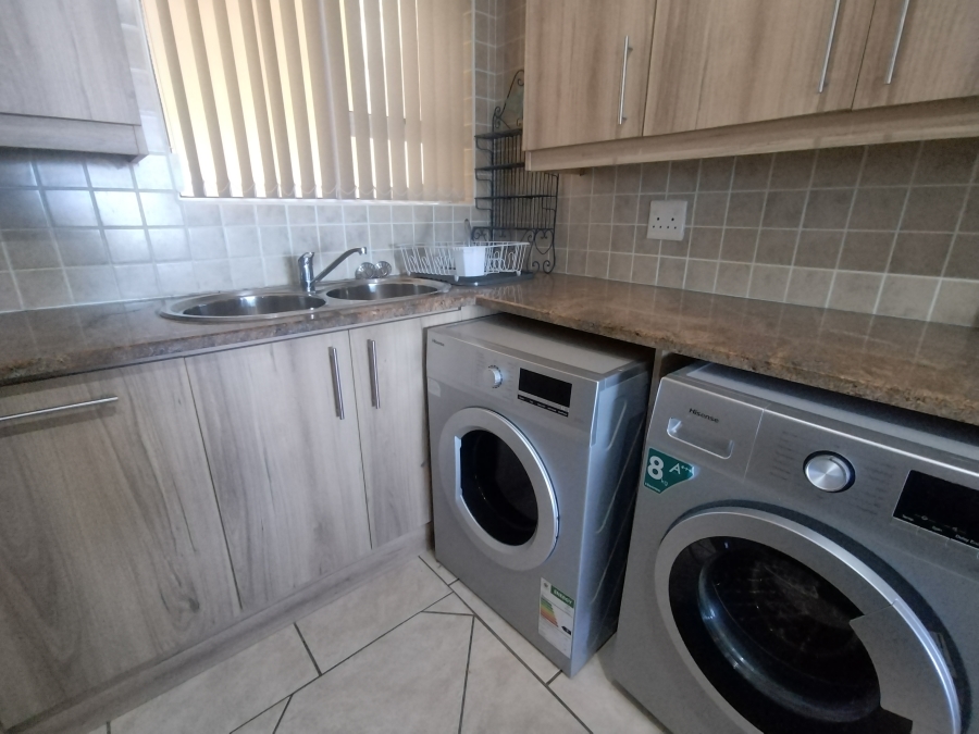 2 Bedroom Property for Sale in Jeffreys Bay Central Eastern Cape